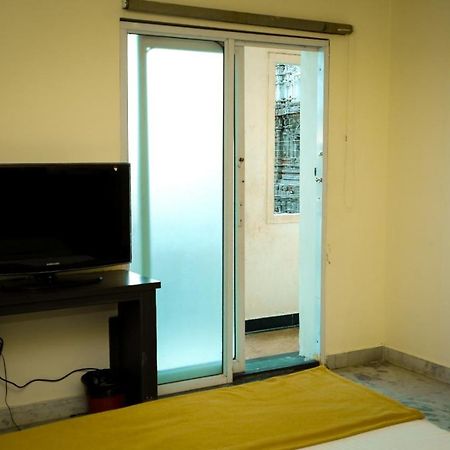 Hotel Arunachala Tiruvannāmalai Extérieur photo