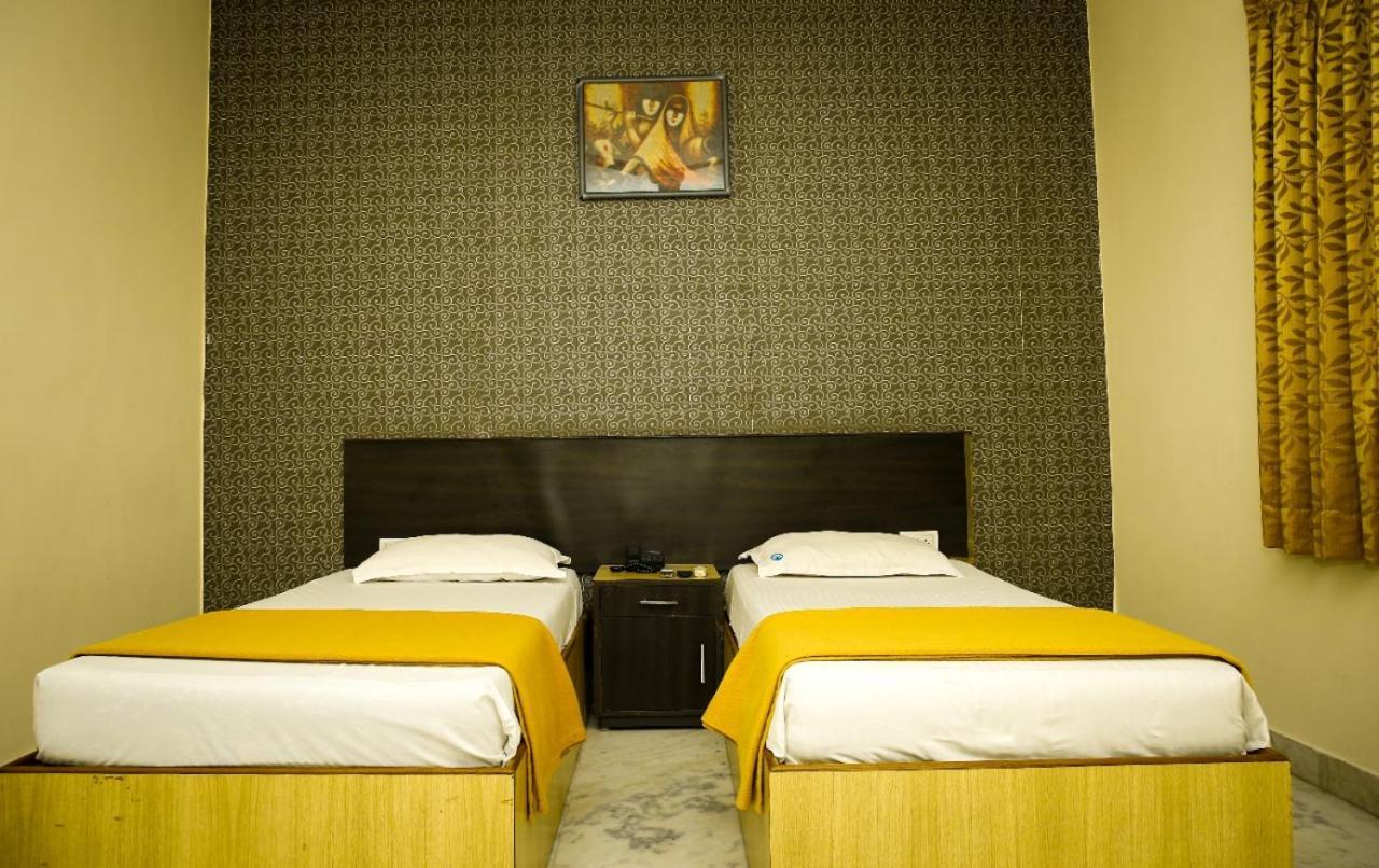 Hotel Arunachala Tiruvannāmalai Extérieur photo