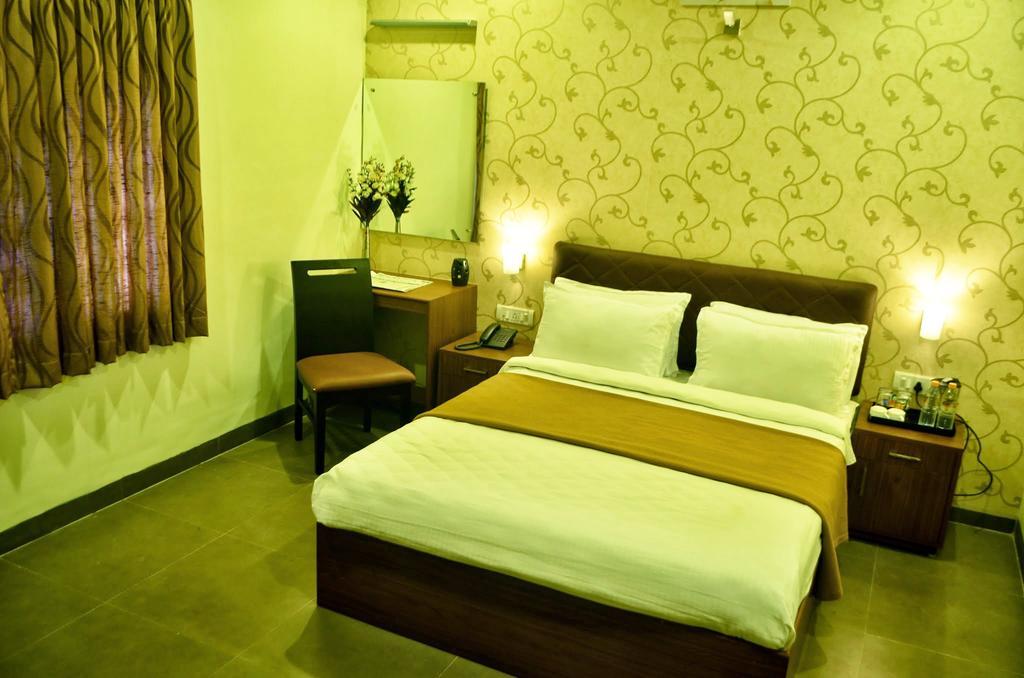 Hotel Arunachala Tiruvannāmalai Chambre photo