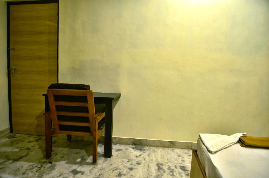 Hotel Arunachala Tiruvannāmalai Extérieur photo