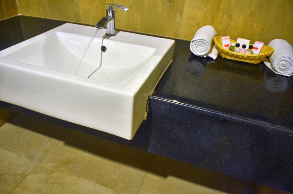 Hotel Arunachala Tiruvannāmalai Extérieur photo